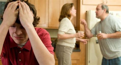 SOS Mi hijo a adolescente me confesó que es gay que puedo hacer MUJER OJO