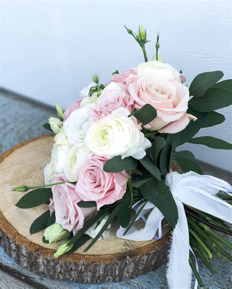 Амстердам - Warsaw Flowers Delivery