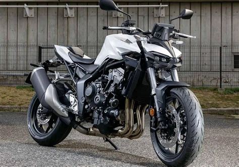 La segunda Honda más potente después de la CBR está al caer Y puede cambiar las naked tal y
