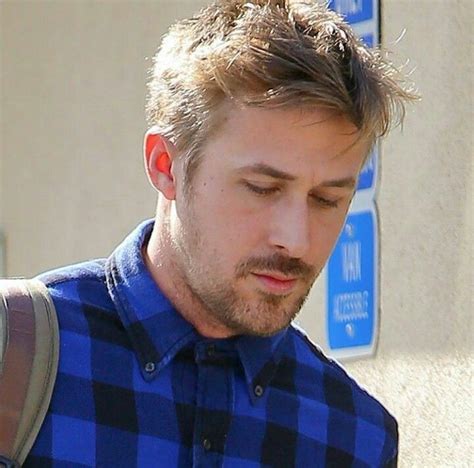 Создать мем "кирилл кяро и райан гослинг, ryan gosling autism, райан ...