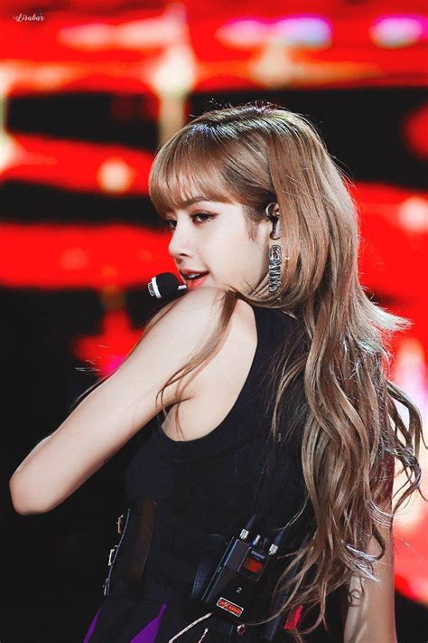 181014 BBQ x SBS Super Concert #lisa #blackpink | Blackpink, Blackpink