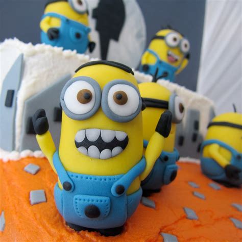 Despicable Me Fondant Minions 4 Steps With Pictures Instructables