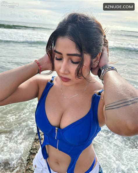 Sofia Ansari Sexy And Nude Photos Seducing Her Slutty Body Aznude