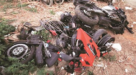 New Delhi One Dead In Head On Sports Bike Collision The Indian Express