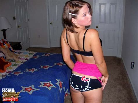 Amateur Chick Tries On Different Lingerie And Poses Porn Pictures XXX Photos Sex Images