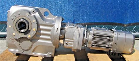 Sew Eurodrive Hp Gear Drive Motor V Phase Gearmotor Drs