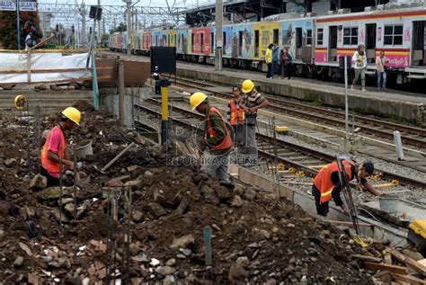 Peron Stasiun Bogor Dibuat Lebih Panjang Republika Online