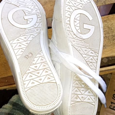 GBG Los Angeles | Shoes | Gbg White Tennis Shoes | Poshmark