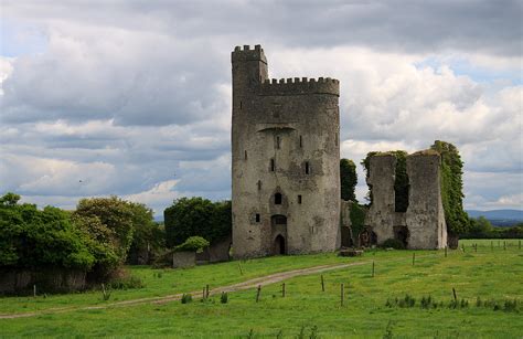 Castles Of Leinster Ballyadams Laois Mike Searle Geograph