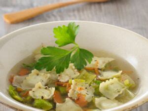 Soupe Aux Ravioles Et Aux L Gumes Facile D Couvrez Les Recettes De