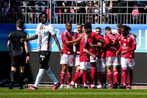 Football Ligue L Nice Tombe Brest Nantes S Enfonce Auxerre