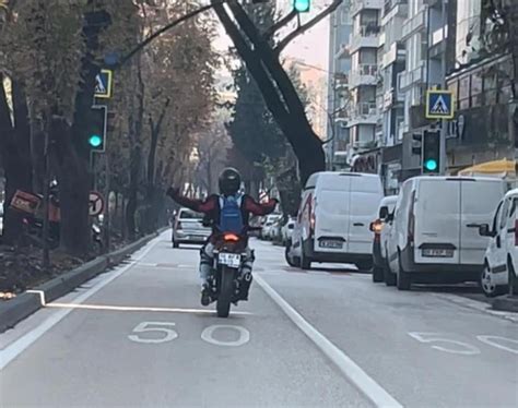 Bursa Da Motosiklet Zerinde Dans Etti Cezadan Ka Amad Bursa Haberleri