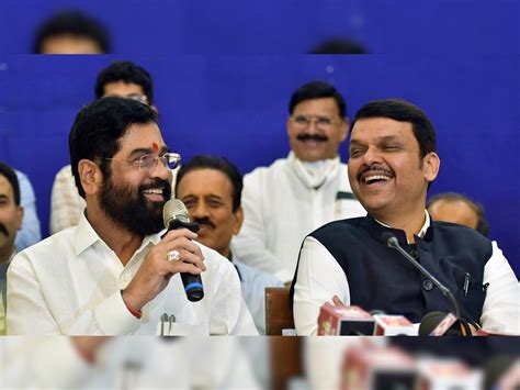 Maharashtra Political Crisis 16 आमदार अपात्र ठरले तरी शिंदे सरकार स्थिर जाणून घ्या