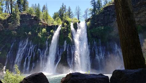 The Most Beautiful Waterfall in California - Live Life as You