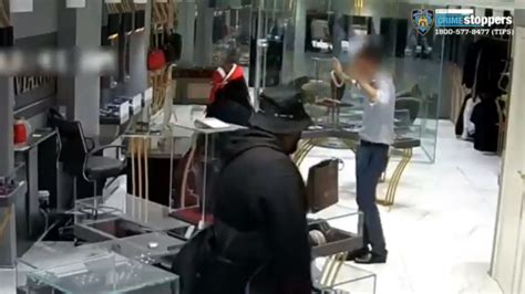 New York City Jewelry Store Heist Caught On Camera Iheart