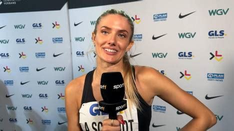 Leichtathletik Star Alica Schmidt Von Affen Beraubt