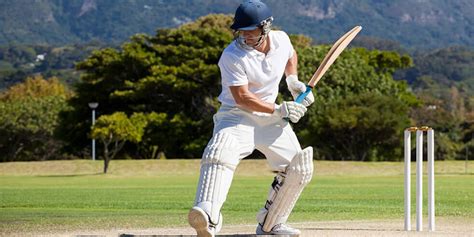 4 Different Methods To Hold A Cricket Bat Correctly | Mostplay