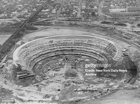 Shea Stadium Aerial Photos And Premium High Res Pictures Getty Images