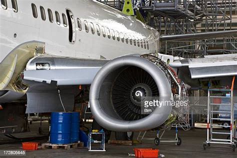 Jet Engine Assembly Fotografias E Filmes Do Acervo Getty Images