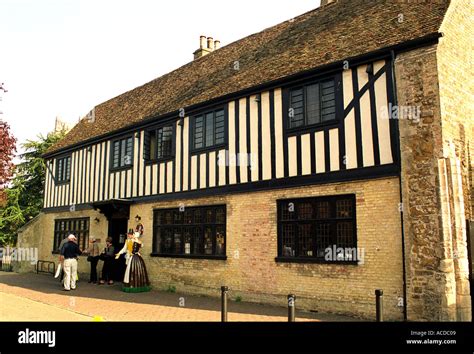 Oliver Cromwell House Hi Res Stock Photography And Images Alamy