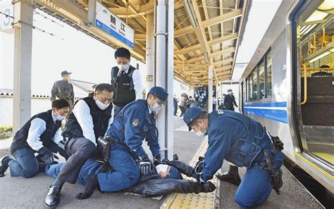 列車内無差別殺傷想定し訓練 県警とjr西日本：中日新聞web