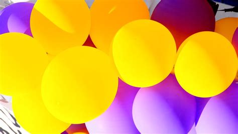 Pin By Kristine On Shades Of Purple And Yellow Purple Balloons