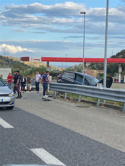 Incidente Sulla Sgc Ionio Tirreno All Altezza Di Mammola Ciavula