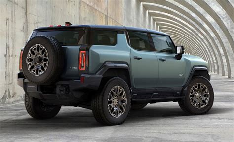 Unveiling The Redesigned Gmc Hummer Ev Sut Power Meets Style