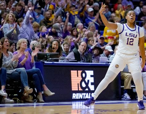 Observations from LSU's dominant 106-66 win over Florida