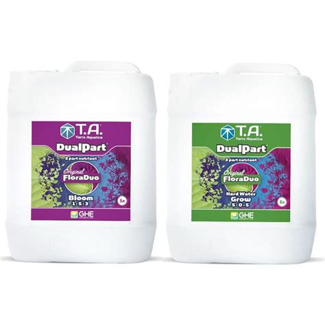 Комплект удобрений Terra Aquatica DualPart Grow HW Bloom 5 л купить