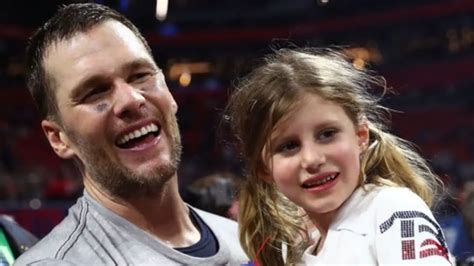 Tom Brady Shares Adorable Photo Of His Mom Galynn With Daughter Vivi The Ball Zone