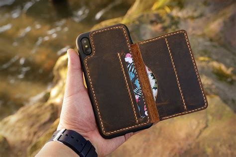 The 5 Best Leather Cases for Your iPhone – DMleather