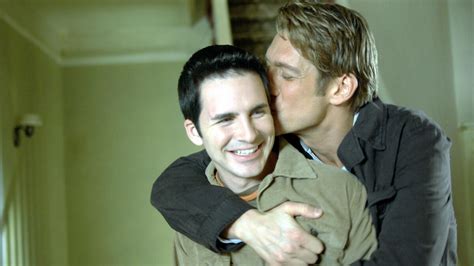 Queer As Folk Nowa Wersja Kultowego Serialu LGBT Rozrywka Radio ZET