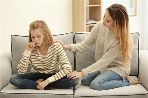 Briga Entre M E E Filha Em Casa Foto Premium