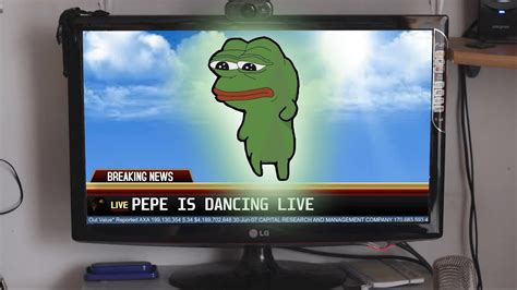 Pepe Dancing Live Youtube