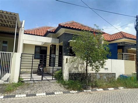 Rumah Babatan Pratama Wiyung Surabaya