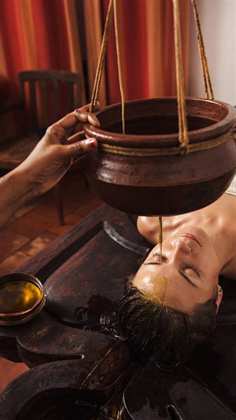 6 Ayurvedic Massages And Their Benefits Century Life Style