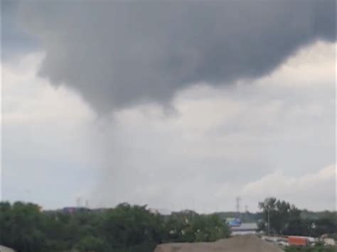 Possible Tornado Captured On Video In Southwest Suburbs | Burr Ridge ...