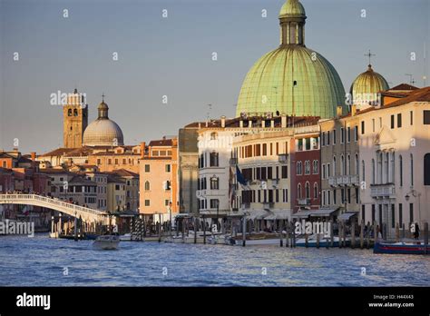 Ponte degli scalzi venice hi-res stock photography and images - Alamy