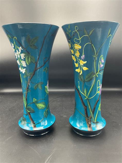 Proantic Paire De Vases Cornet Polychromes En Fa Ence De La Manufact