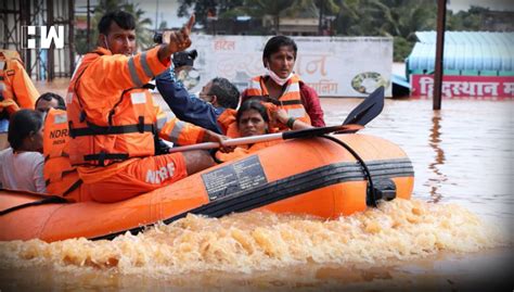 Maharashtra Floods 7 Killed Over 75 000 Displaced In Kolhapur Hw