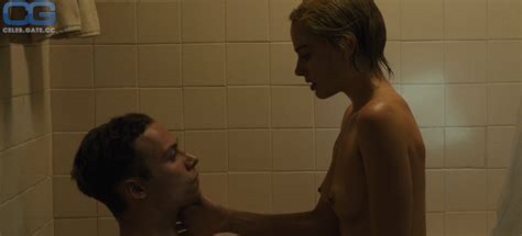 Margot Robbie Nude Pictures Photos Playboy Naked Topless Fappening