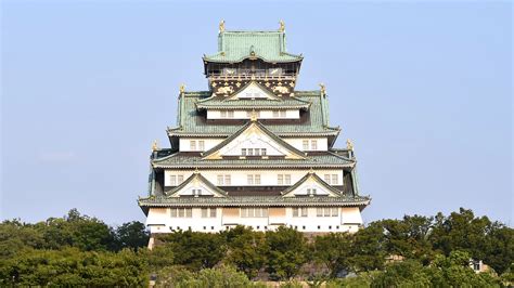 秀吉の城を埋めて築いた巨大な大坂城。そこに建つニセモノ天守をどう理解すればいいか──世界とつながっている日本の城 第4回 Gq Japan