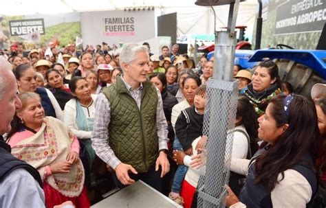 Campesinos mexiquenses reciben apoyos del seguro agrícola catastrófico