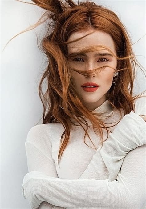 Zoey Deutch Nude Sexy Pics And Topless Sex Scenes Scandal Planet