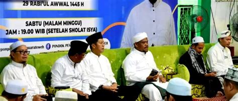 Pj Bupati Barut Hadiri Peringatan Haul Kedua Pendiri Pondok Pesantren