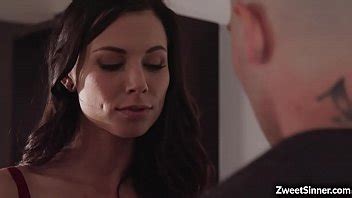 Stunning Babe Aidra Foxx And Zac Wild Sex Tape XNXX