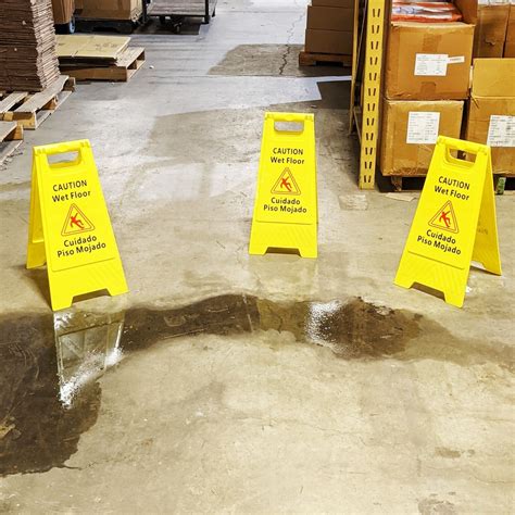 Pack Caution Wet Floor Signs Bilingual Cuidado Piso Mojado Feet