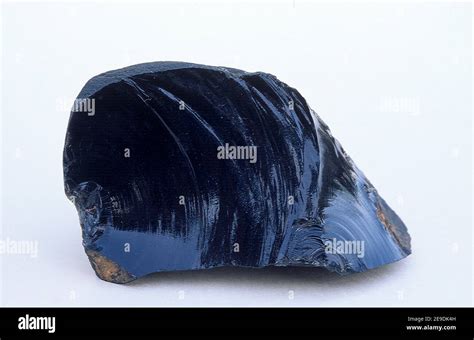 Geology Obsidian Igneous Rock Hi Res Stock Photography And Images Alamy