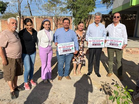 Participa CECyTEJ 07 en jornada de limpieza y reforestación